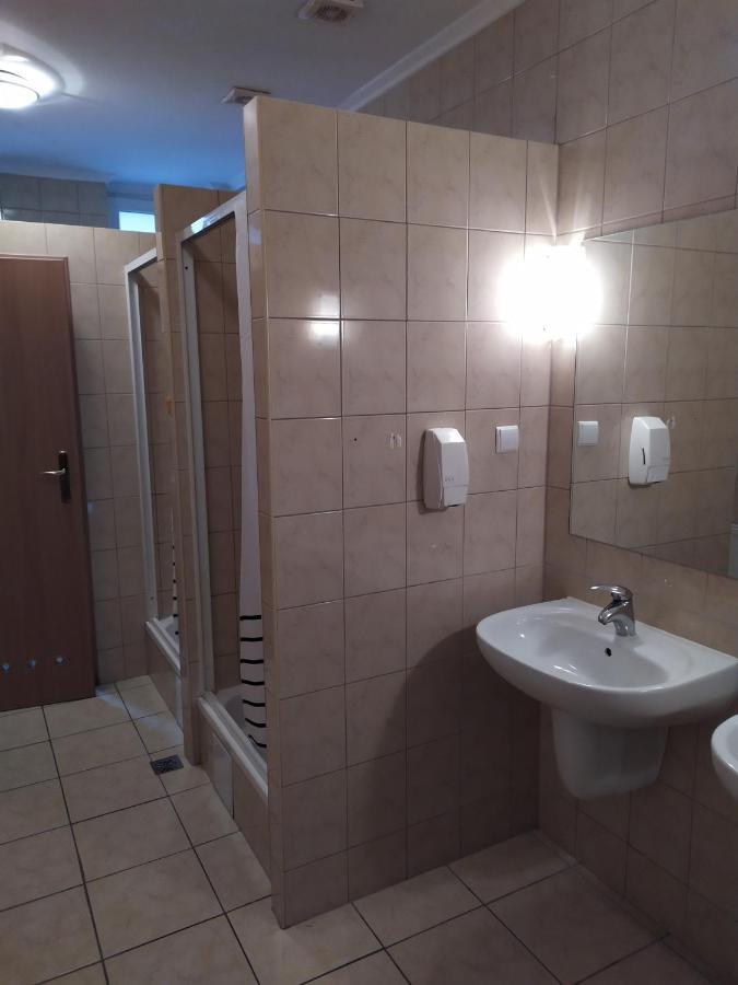 Dom Turysty Motel Kostrzyn nad Odra Buitenkant foto