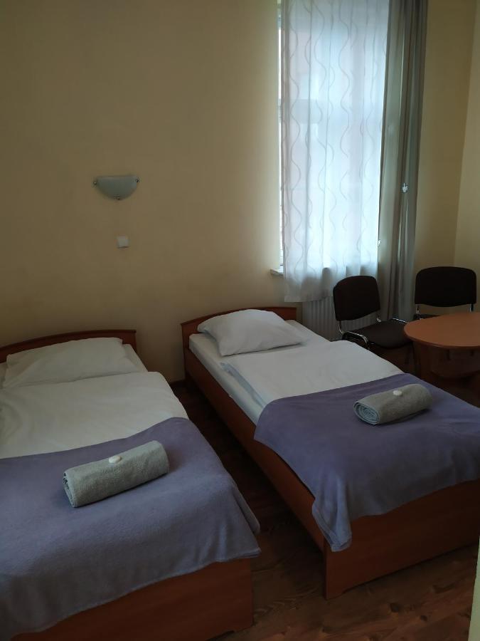 Dom Turysty Motel Kostrzyn nad Odra Buitenkant foto