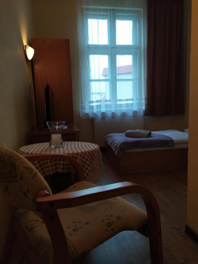 Dom Turysty Motel Kostrzyn nad Odra Buitenkant foto