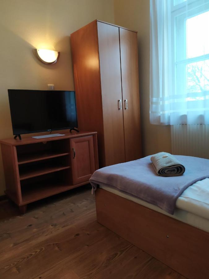 Dom Turysty Motel Kostrzyn nad Odra Buitenkant foto