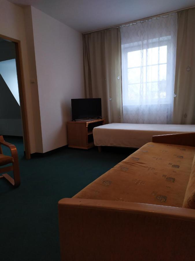 Dom Turysty Motel Kostrzyn nad Odra Buitenkant foto